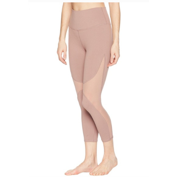 ALO Pink Blush Mesh Detail Athletic 7/8 Length Leggings‎ - Picture 1 of 9